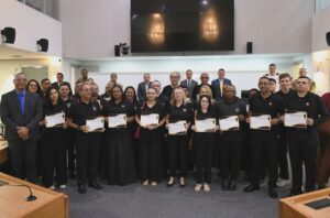 Câmara e ALPB homenageiam Capelania da Igreja Universal em sessão