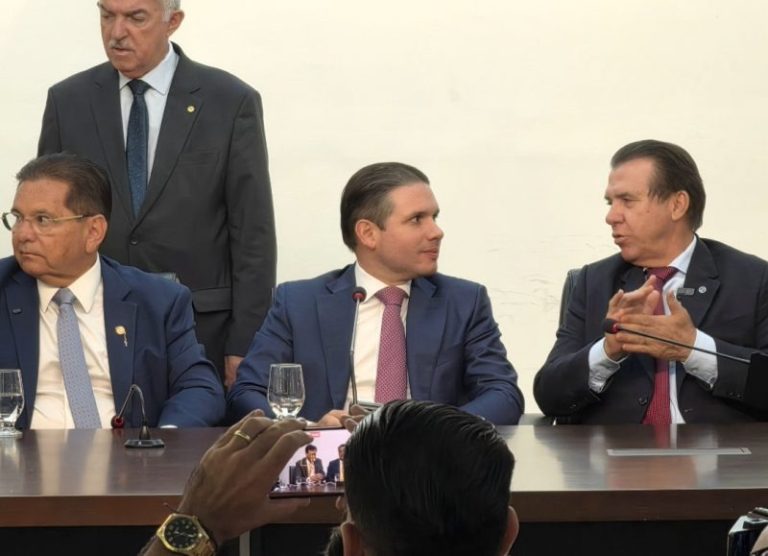 ALPB debate fim da escala 6x1 em audiência com Hugo Motta